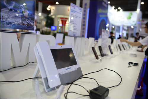 浴室人妻的情欲hd三级