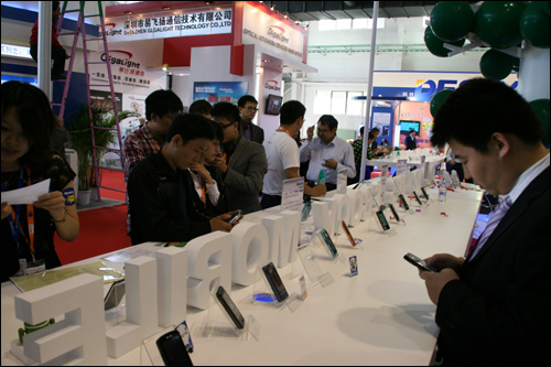 浴室人妻的情欲hd三级