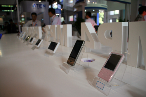 浴室人妻的情欲hd三级