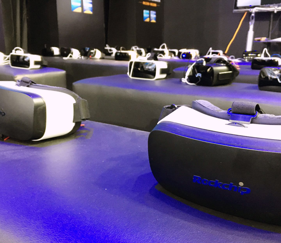 浴室人妻的情欲hd三级