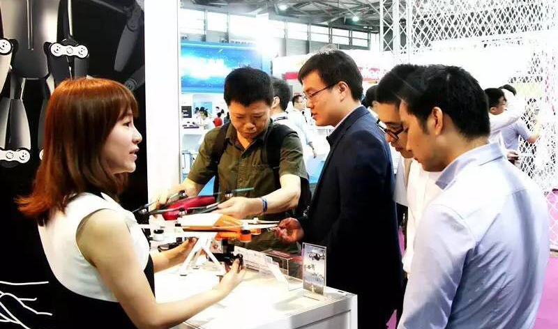 浴室人妻的情欲hd三级