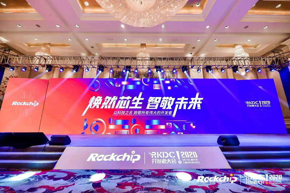 浴室人妻的情欲hd三级