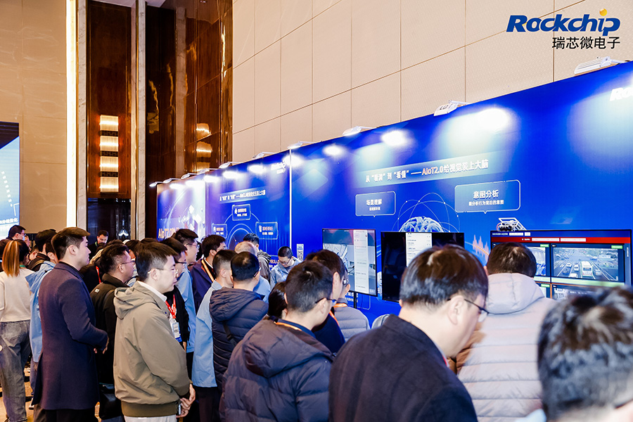 浴室人妻的情欲hd三级